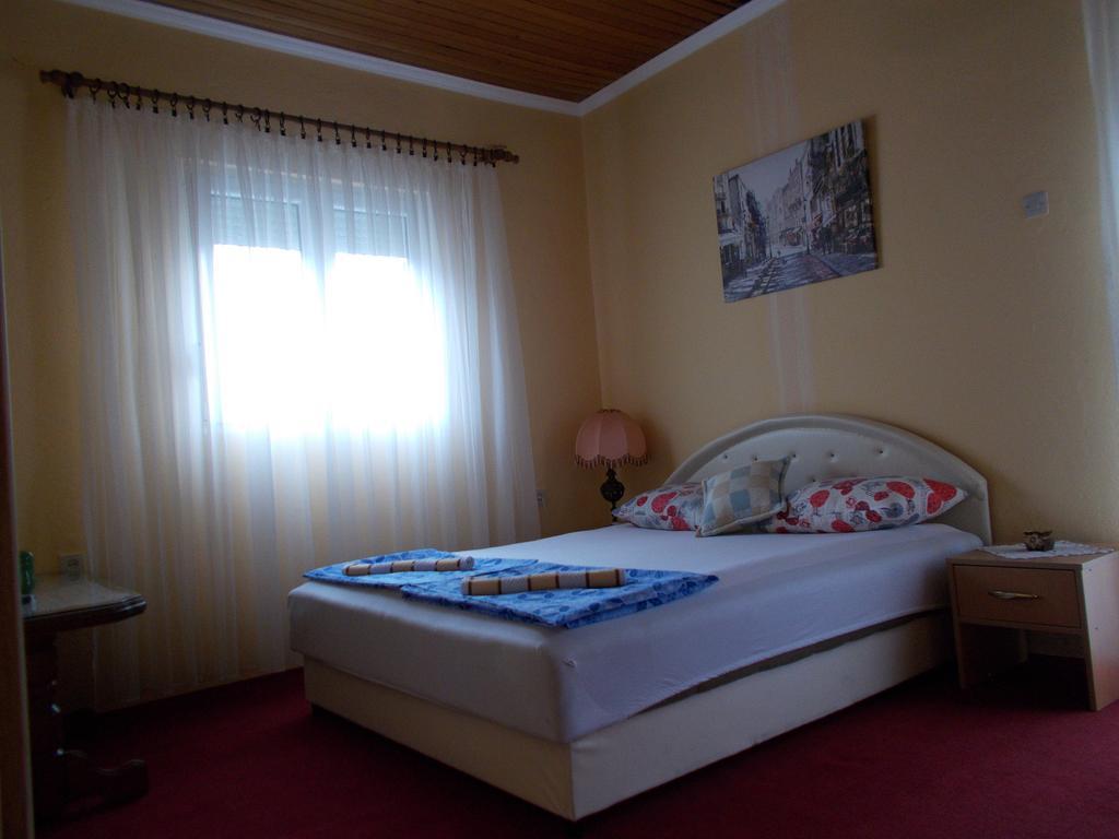 Guesthouse Feel Lake Virpazar Extérieur photo